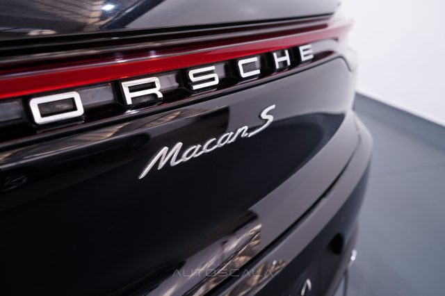 PORSCHE Macan usata 33