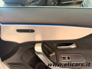 MERCEDES-BENZ A 180 usata, con Tettuccio apribile