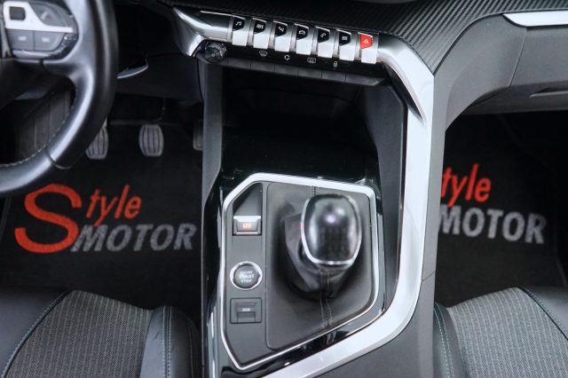 PEUGEOT 3008 usata, con Bluetooth