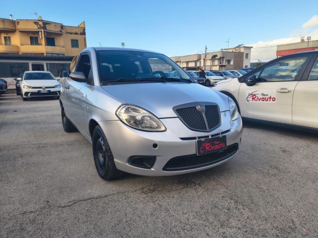 LANCIA Ypsilon usata, con Airbag