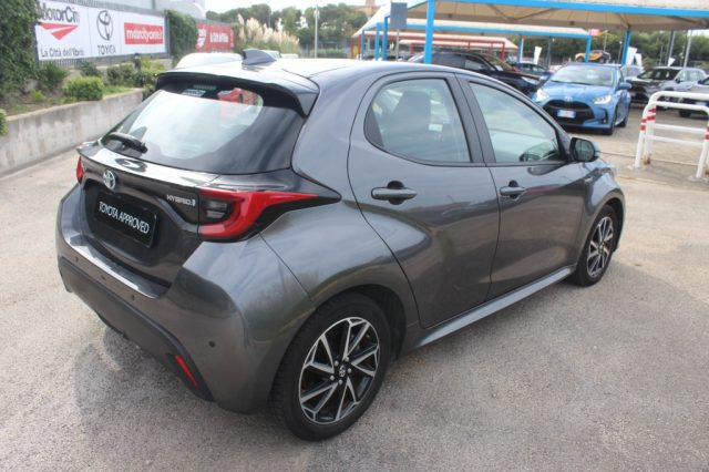 TOYOTA Yaris usata, con Telecamera per parcheggio assistito