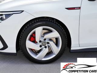 VOLKSWAGEN Golf usata, con Airbag laterali