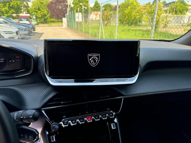 PEUGEOT 2008 usata, con Boardcomputer