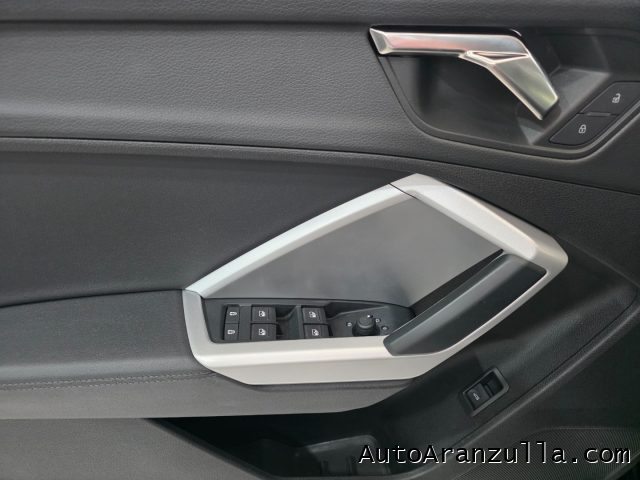 AUDI Q3 usata, con MP3
