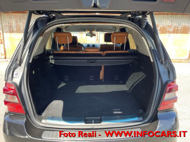 MERCEDES-BENZ ML 320 usata, con Park Distance Control