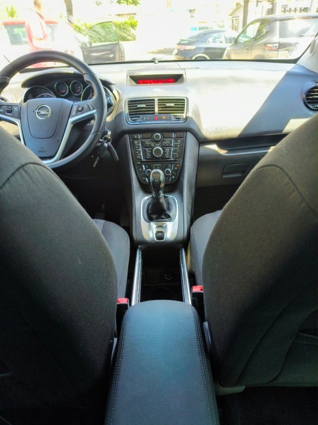 OPEL Meriva usata, con Chiusura centralizzata