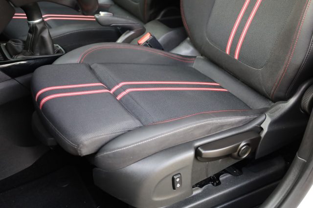 OPEL Crossland usata 48