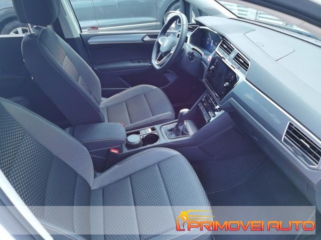 VOLKSWAGEN Touran usata, con Airbag