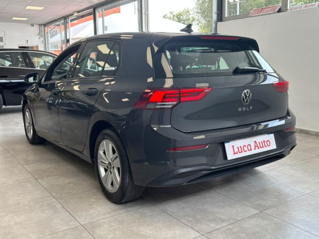 VOLKSWAGEN Golf usata, con Autoradio