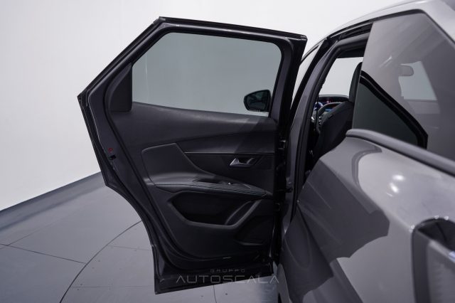 PEUGEOT 3008 usata, con Frenata d