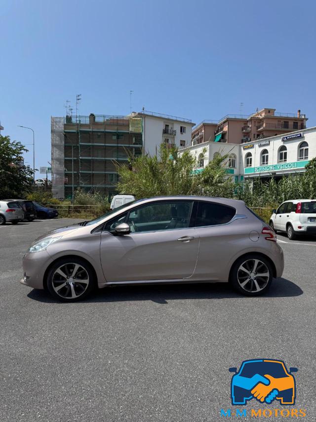 PEUGEOT 208 usata, con Airbag laterali