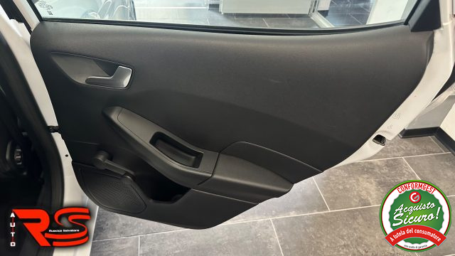 FORD Fiesta usata, con Touch screen