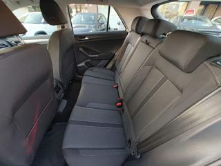 VOLKSWAGEN T-Roc usata, con Autoradio