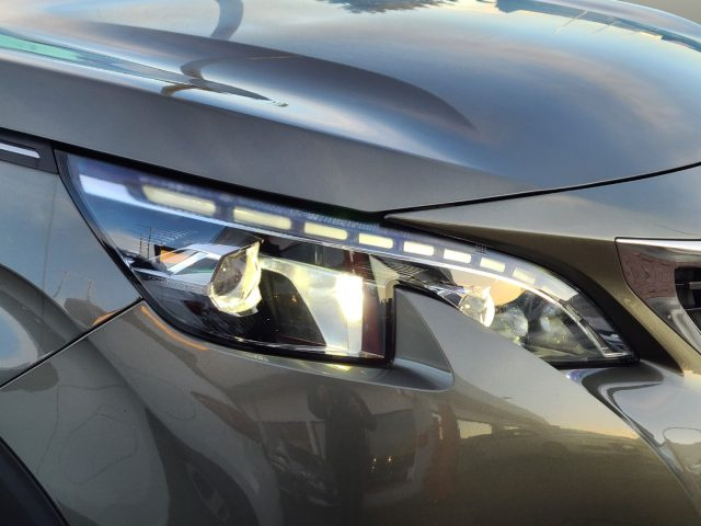 PEUGEOT 3008 usata, con Bracciolo