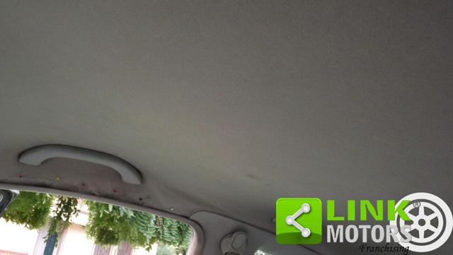 VOLKSWAGEN New Beetle usata 26
