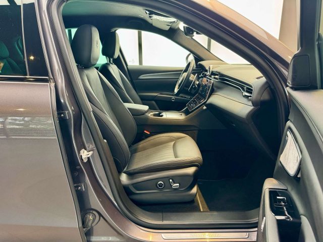 MASERATI Grecale usata, con Vetri oscurati