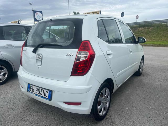 HYUNDAI i10 usata, con Airbag laterali