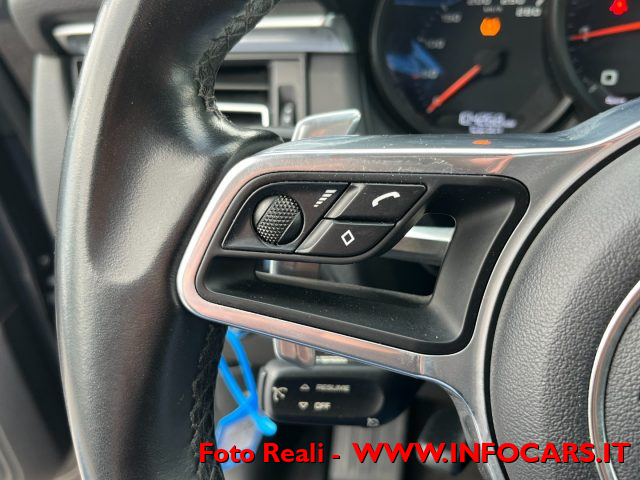 PORSCHE Macan usata, con Volante in pelle