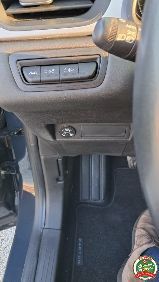 RENAULT Captur usata, con Chiusura centralizzata
