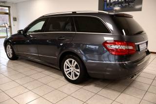 MERCEDES-BENZ E 200 usata, con Autoradio