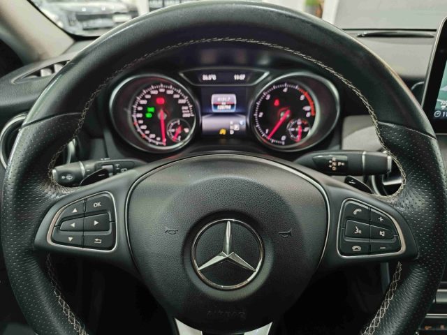 MERCEDES-BENZ GLA 200 usata, con Sensore di pioggia