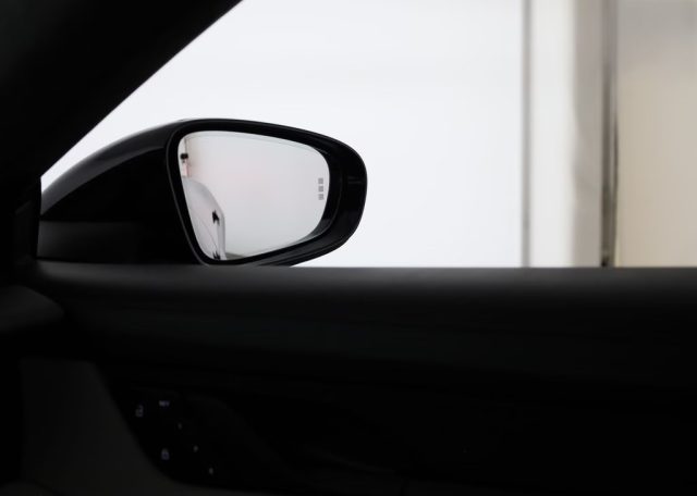PORSCHE Taycan usata, con Sedili riscaldati