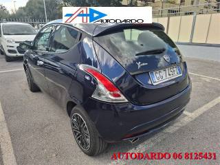 LANCIA Ypsilon usata, con Autoradio
