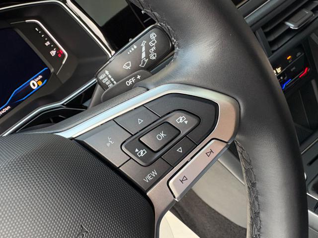 VOLKSWAGEN Taigo usata, con Luci diurne LED