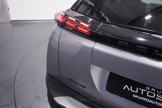PEUGEOT 2008 usata, con Apple CarPlay