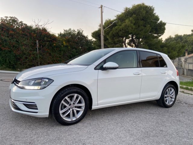 VOLKSWAGEN Golf usata, con Airbag