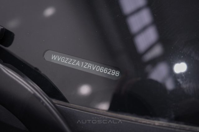VOLKSWAGEN T-Roc usata 38