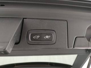 VOLVO XC60 usata, con Sedile posteriore sdoppiato