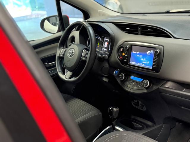 TOYOTA Yaris usata, con Fendinebbia