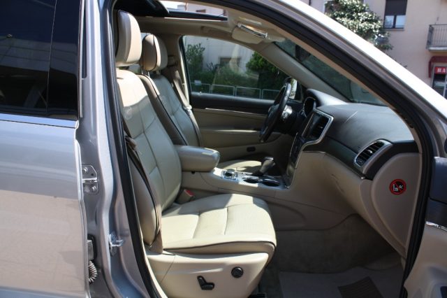 JEEP Grand Cherokee usata, con Servosterzo