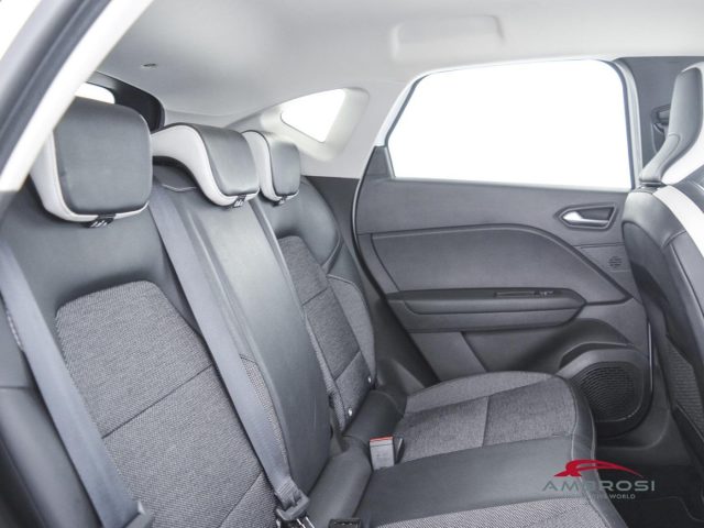 RENAULT Captur usata 10