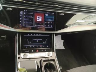 AUDI Q8 usata, con Controllo automatico clima