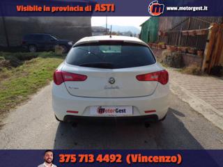 ALFA ROMEO Giulietta usata, con Autoradio