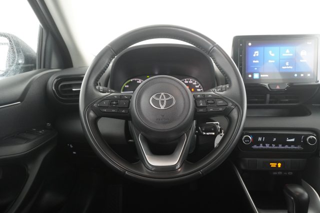 TOYOTA Yaris usata 5