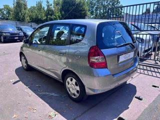 HONDA Jazz usata, con Autoradio