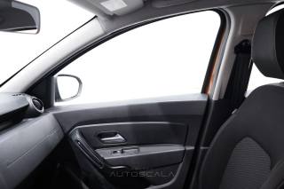 DACIA Duster usata, con USB