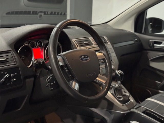 FORD Kuga usata 7
