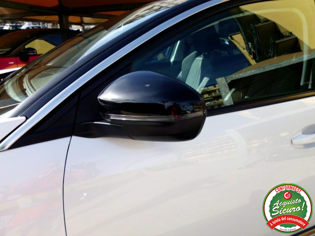 PEUGEOT 3008 usata, con Bracciolo