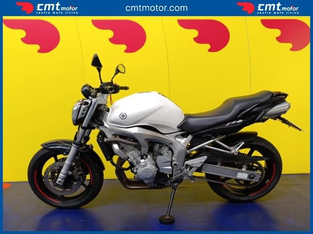 YAMAHA FZ6 usata 2