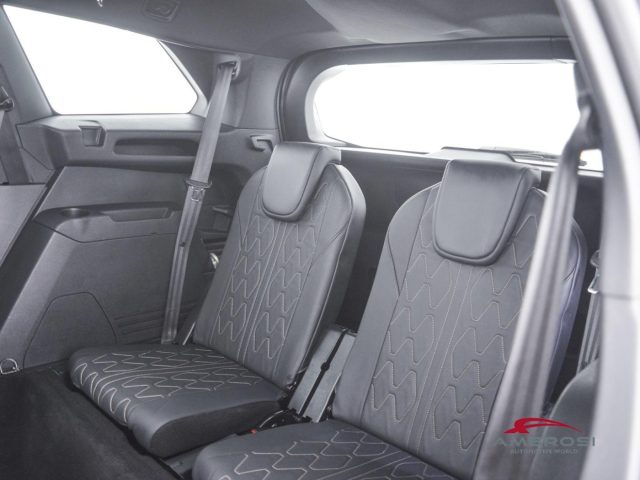 PEUGEOT 5008 usata 10