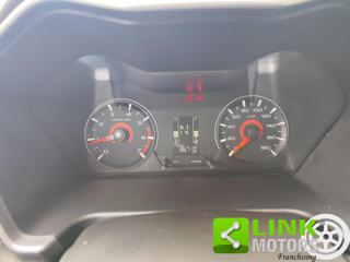 MAHINDRA KUV100 usata, con Cerchi in lega