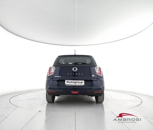 SSANGYONG Tivoli usata 5