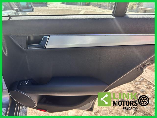 MERCEDES-BENZ C 220 usata, con Supporto lombare