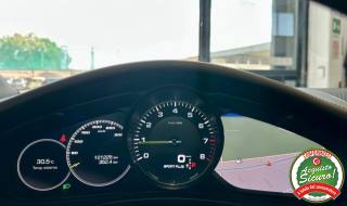 PORSCHE Panamera usata, con Leve al volante