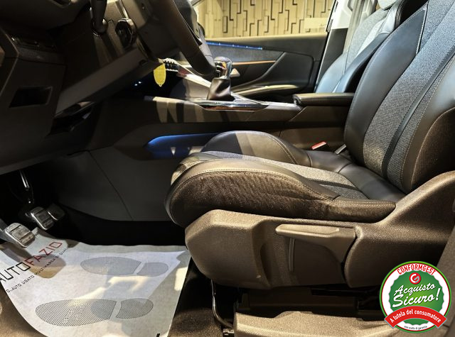 PEUGEOT 3008 usata, con Touch screen