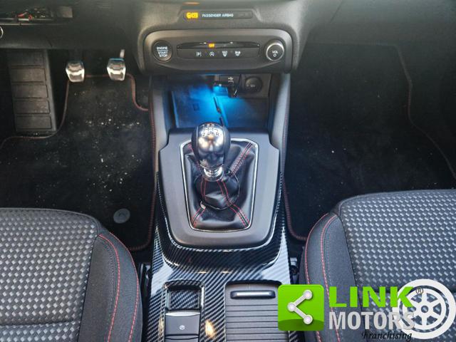 FORD Focus usata, con Bluetooth